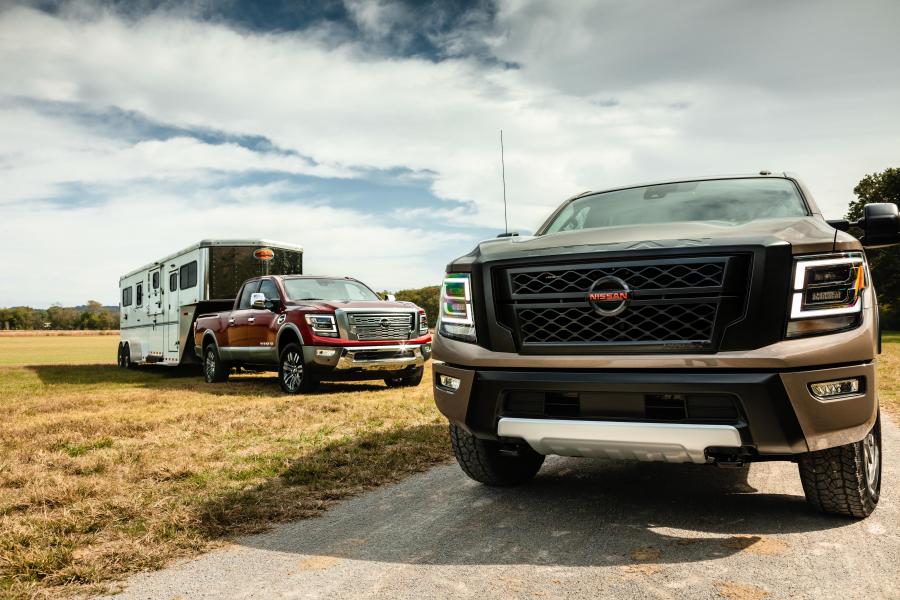  Nissan Titan XD Platinum Reserve Crew Cab 2019 года  (фото 31 из 34)